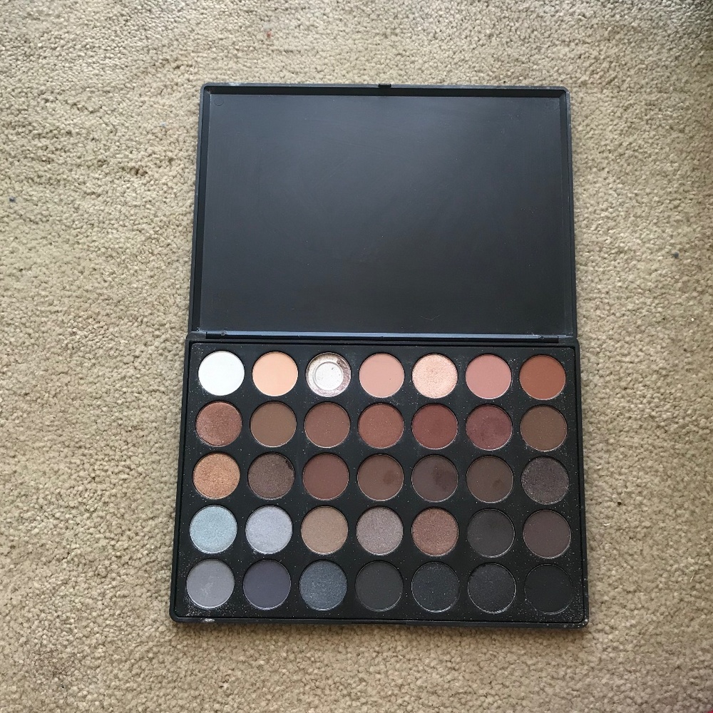 Morphe 35 color palette